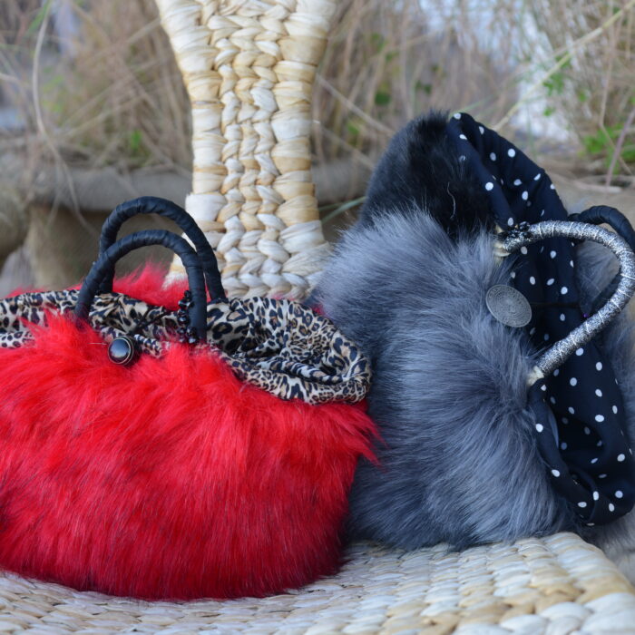 COFFE - Coffa in pelliccia ecologica rossa